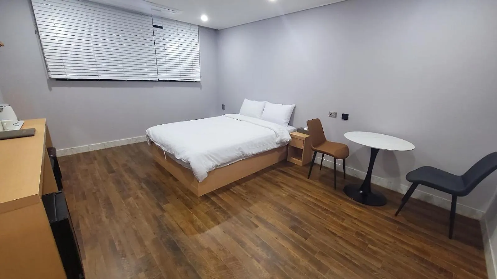 Aroomi Hotel Hyupjae Jeju